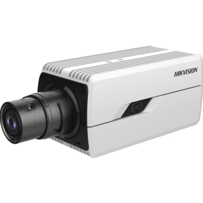 iDS-2CD7026G0-AP 2MPix IP BOX Dark Fihter kamera; P-Iris + ABF, WDR 140dB, Audio, Alarm