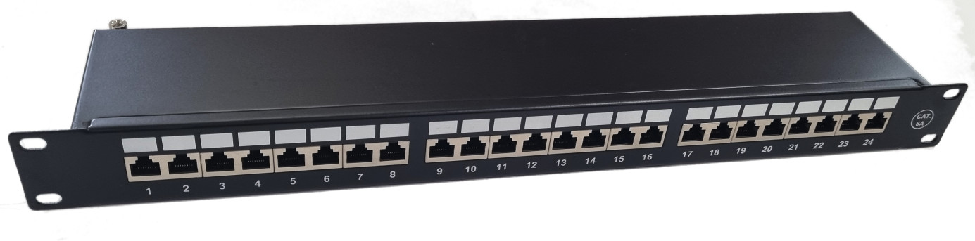 Patch panel osazený 19" 1U 24 FTP Cat 6A černý