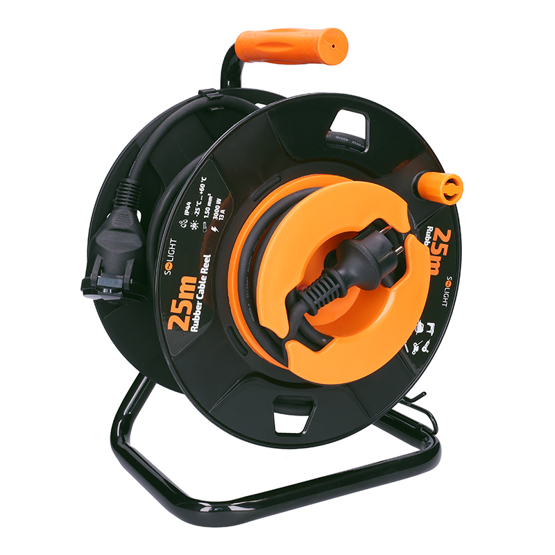 Solight PB30 prodlužovací přívod na bubnu, 1 zásuvka, venkovní, 25m gumový kabel, 3x 1,5mm2, IP44